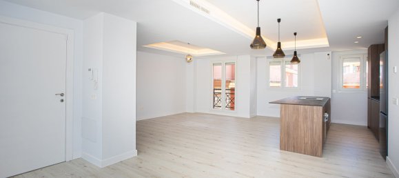 3 chambres Penthouse à Marbella, Spain No. 147702 8