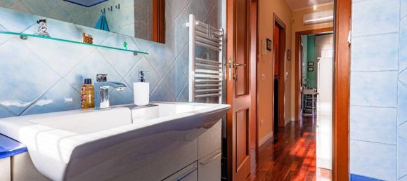 Villa de 4 habitaciónes en Rome, Italy No. 31555 90