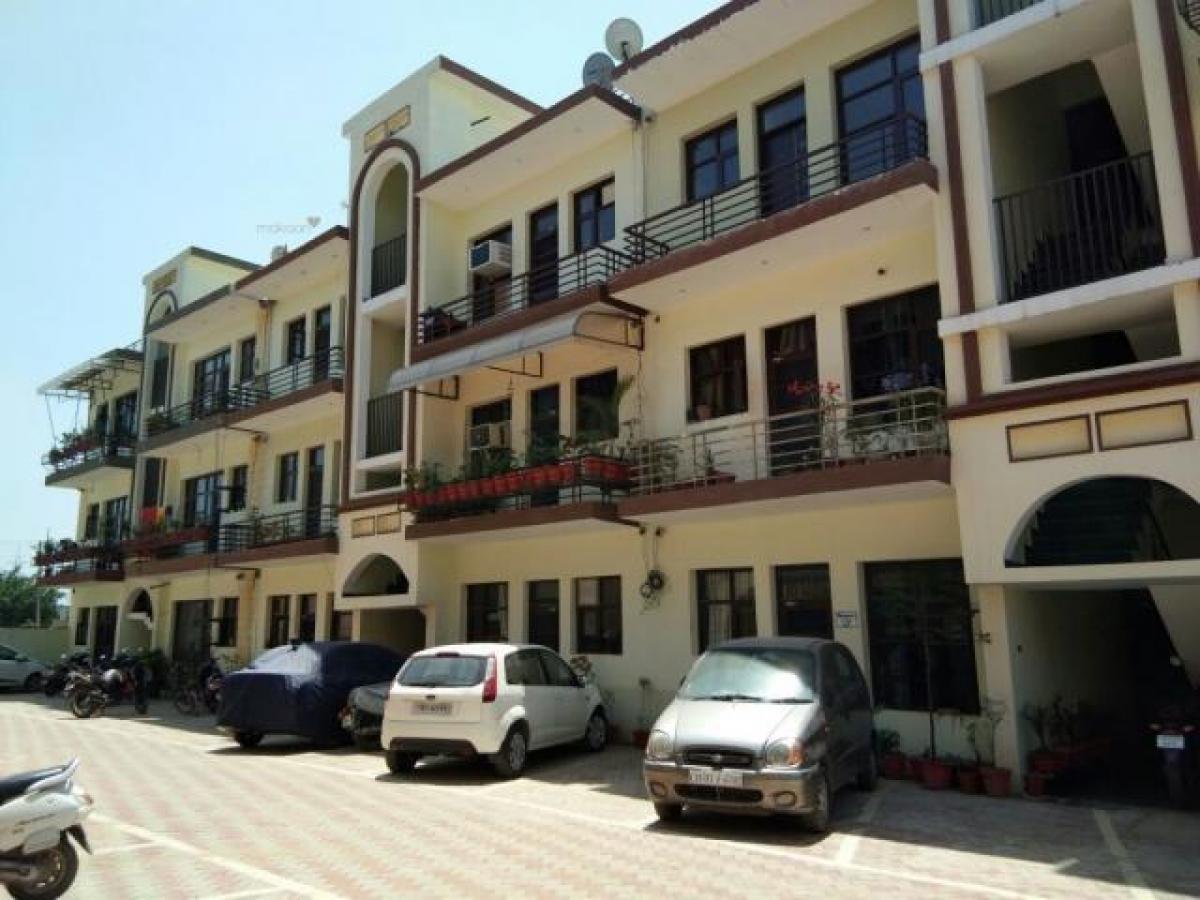 3 bedrooms House in Mohali, India No. 15085