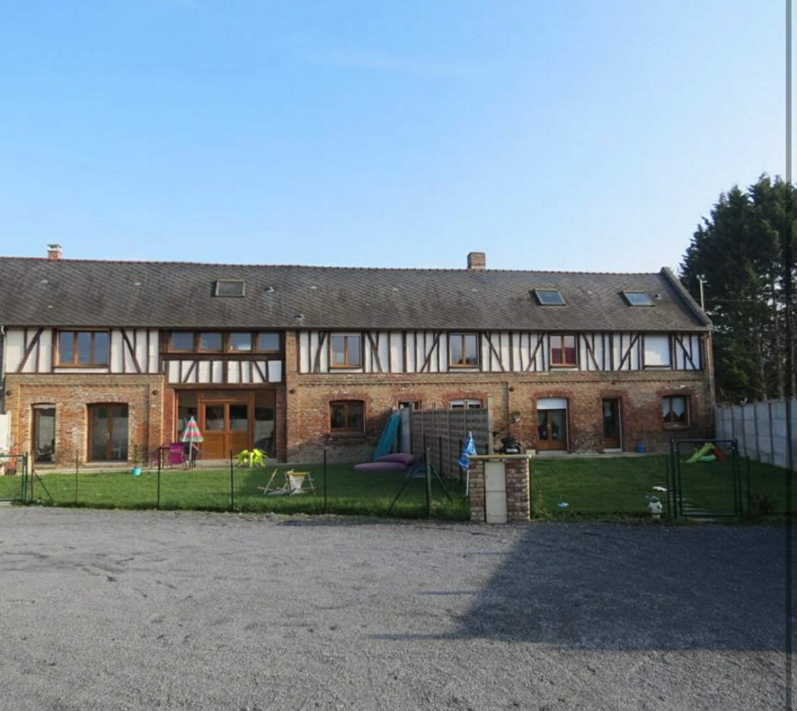 Casa de 6 dormitorios en Pernois, France No. 260367