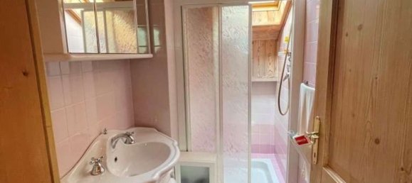 Квартира с 6 комнатами в Рабби, Италия № 81926 20