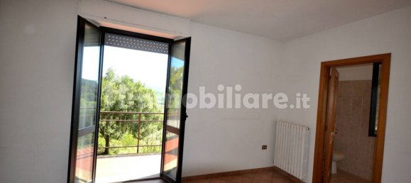 2 Schlafzimmer Wohnung in Ficulle, Italy, Nr. 351775 21