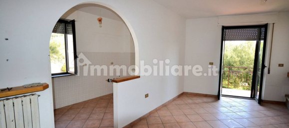 2 Schlafzimmer Wohnung in Ficulle, Italy, Nr. 351775 5