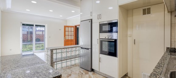 5 bedrooms House in Matosinhos, Portugal No. 170482 10