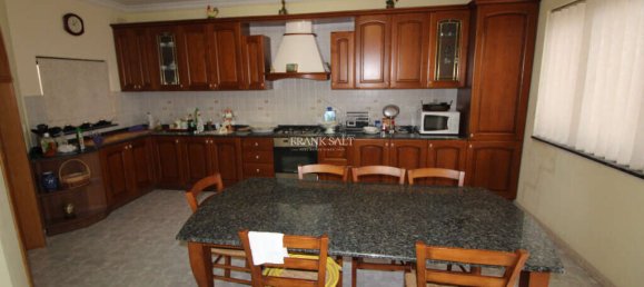 2 Schlafzimmer Penthouse in Saint Paul's Bay, Malta, Nr. 11190 2