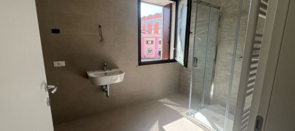 4 rooms Apartment in Legnago, Italy No. 91402 14