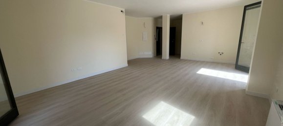 4 rooms Apartment in Legnago, Italy No. 91402 3