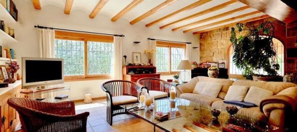 Дом с 4 спальнями в Аликанте, Испания № 177227 3