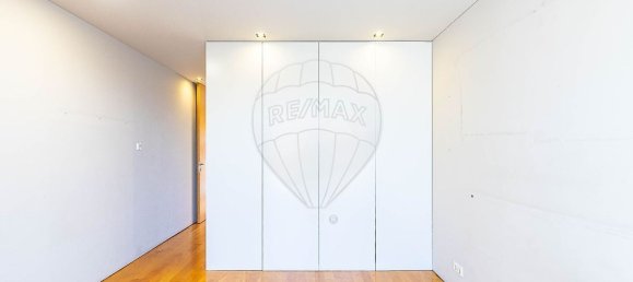 4 bedrooms House in Porto, Portugal No. 186503 18