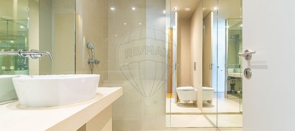 4 bedrooms House in Porto, Portugal No. 186503 16