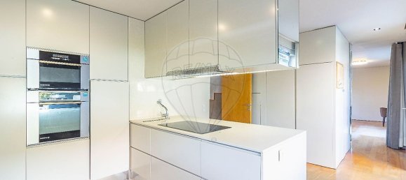 4 bedrooms House in Porto, Portugal No. 186503 7