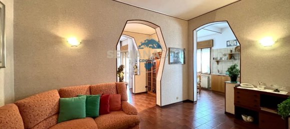 Квартира с 3 комнатами в Альбино, Италия № 191076 6