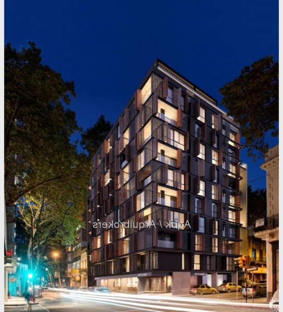  Commercial property in Montevideo, Uruguay No. 13594