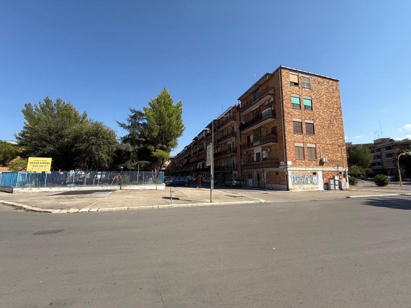 3 bedrooms Apartment in Foggia, Italy No. 358084