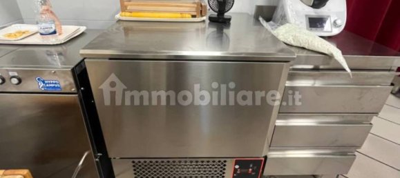 80m² Commercial property in Bologna, Italy No. 350728 8