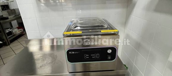 80m² Commercial property in Bologna, Italy No. 350728 6