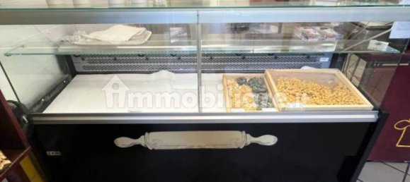 80m² Commercial property in Bologna, Italy No. 350728 4