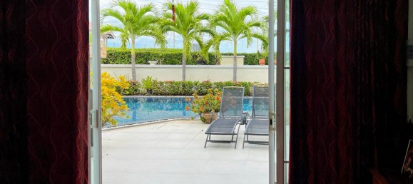 4 غرف نوم مقهى / مطعم في Hua Hin, Thailand رقم 9209 2