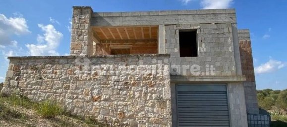 Villa de 2 dormitorios en Ostuni, Italy No. 345447 4