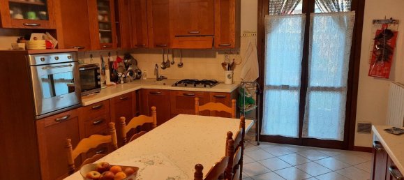 2 bedrooms Apartment in Colle di Val d'Elsa, Italy No. 90764 4