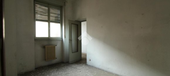 9-Zimmer Haus in Rescaldina, Italy, Nr. 119601 6