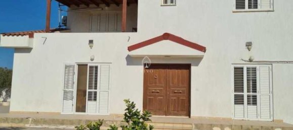 3 Schlafzimmer Villa in Moni, Cyprus, Nr. 18732 16