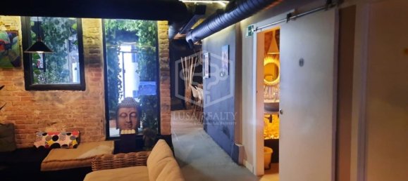 98m² Commercial property in Barcelona, Spain No. 7470 4