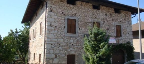 5 rooms Apartment in Amblar-Don, Italy No. 164518 5