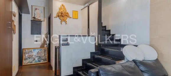 5 rooms House in Venice, Italy No. 109263 5