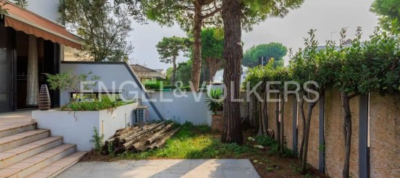 5 rooms House in Venice, Italy No. 109263 13