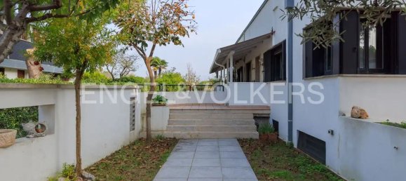 5 rooms House in Venice, Italy No. 109263 8