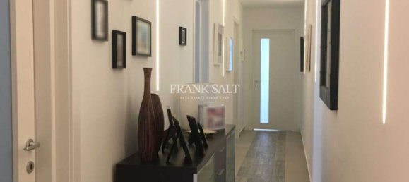 2 bedrooms Apartment in Mosta, Malta No. 8119 10