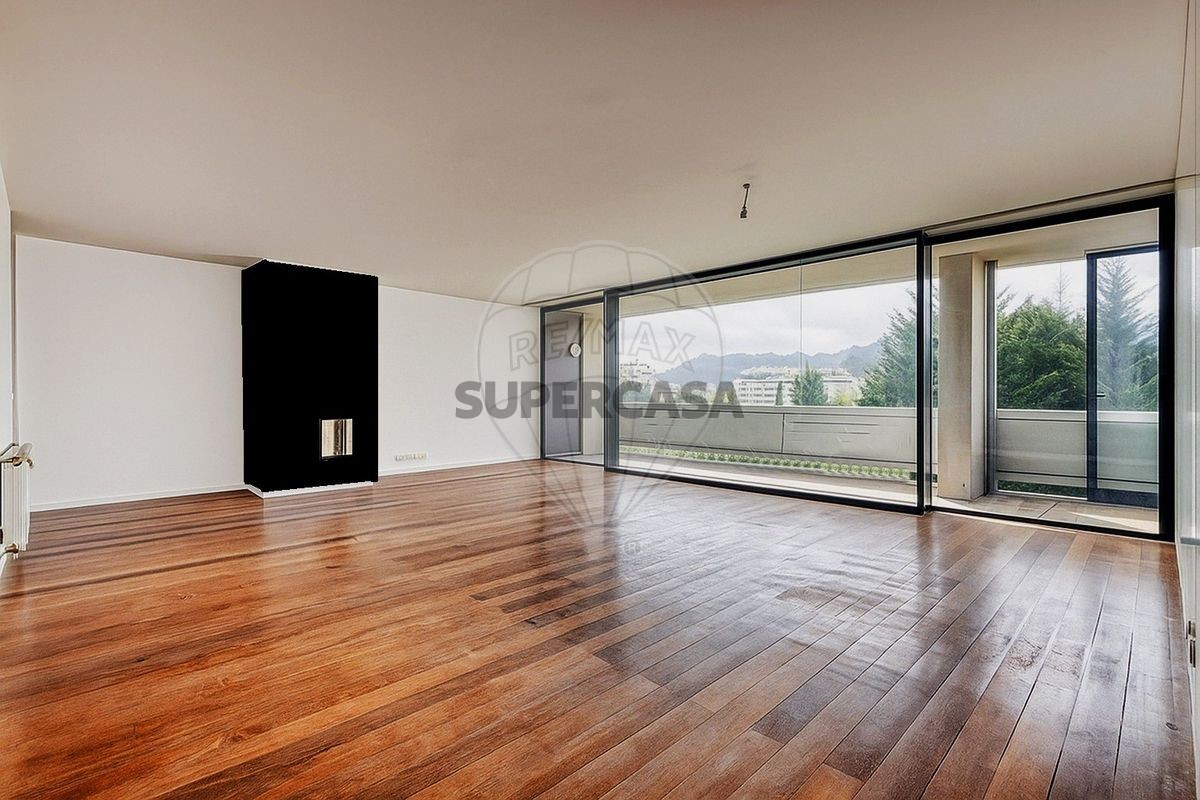 4 chambres Appartement à Vila Nova de Gaia, Portugal No. 250917