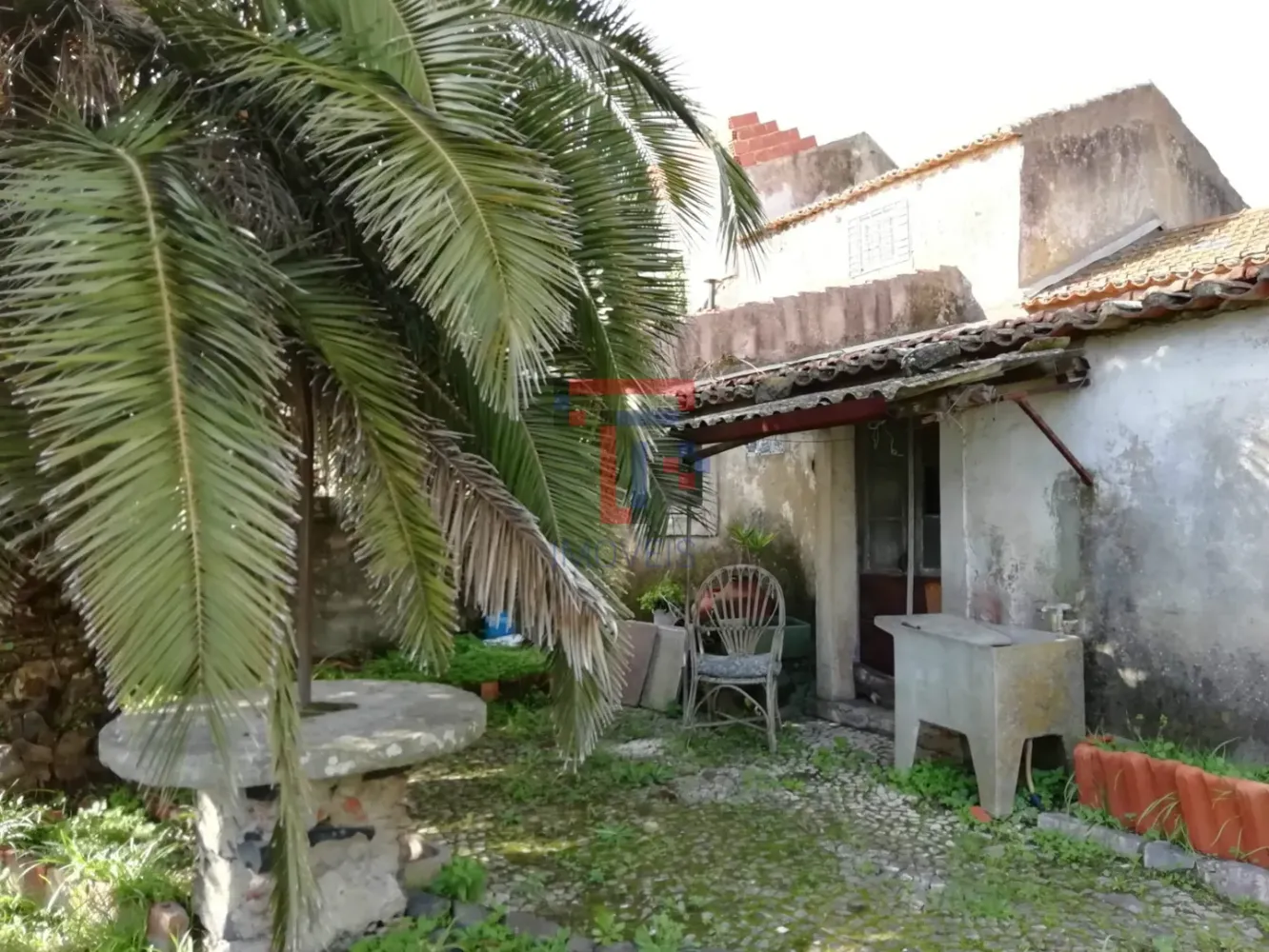 190m² Land in Amadora, Portugal No. 147636