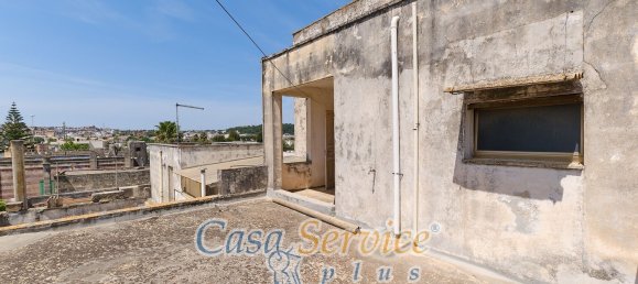 6 rooms House in Ruffano, Italy No. 59701 13