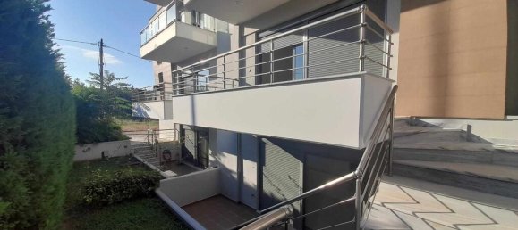  T4 em Thessaloniki, Greece N.º 2755 2