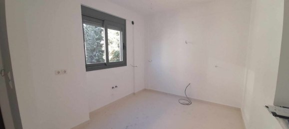  T4 em Thessaloniki, Greece N.º 2755 13