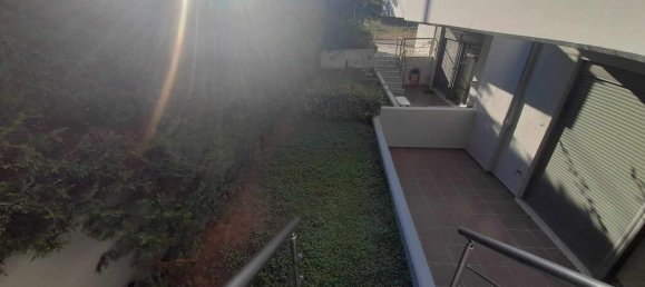  T4 em Thessaloniki, Greece N.º 2755 29