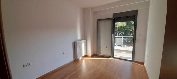  T4 em Thessaloniki, Greece N.º 2755 17