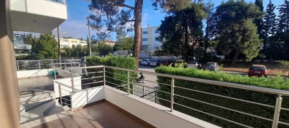  T4 em Thessaloniki, Greece N.º 2755 3