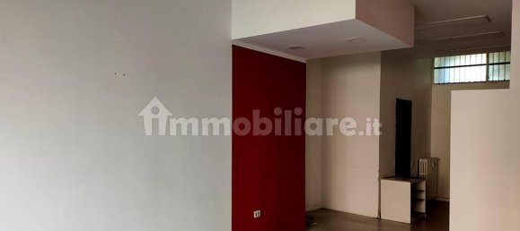 Propiedad comercial de 1 habitación en Saronno, Italy No. 160930 7