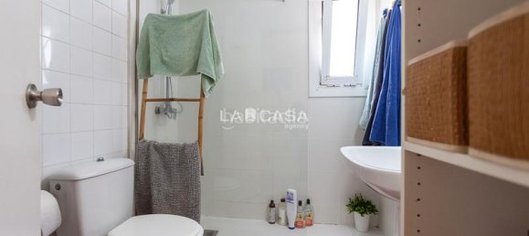 4 Schlafzimmer Wohnung in Ciutat Vella, Spain, Nr. 157836 18