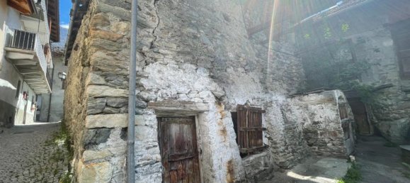 5-Zimmer Haus in Roisan, Italy, Nr. 121738 12