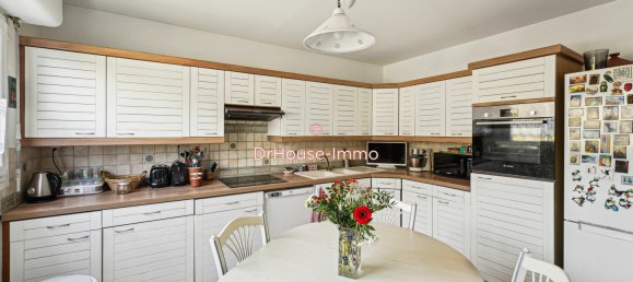 4 bedrooms House in Mery-sur-Oise, France No. 144861 5