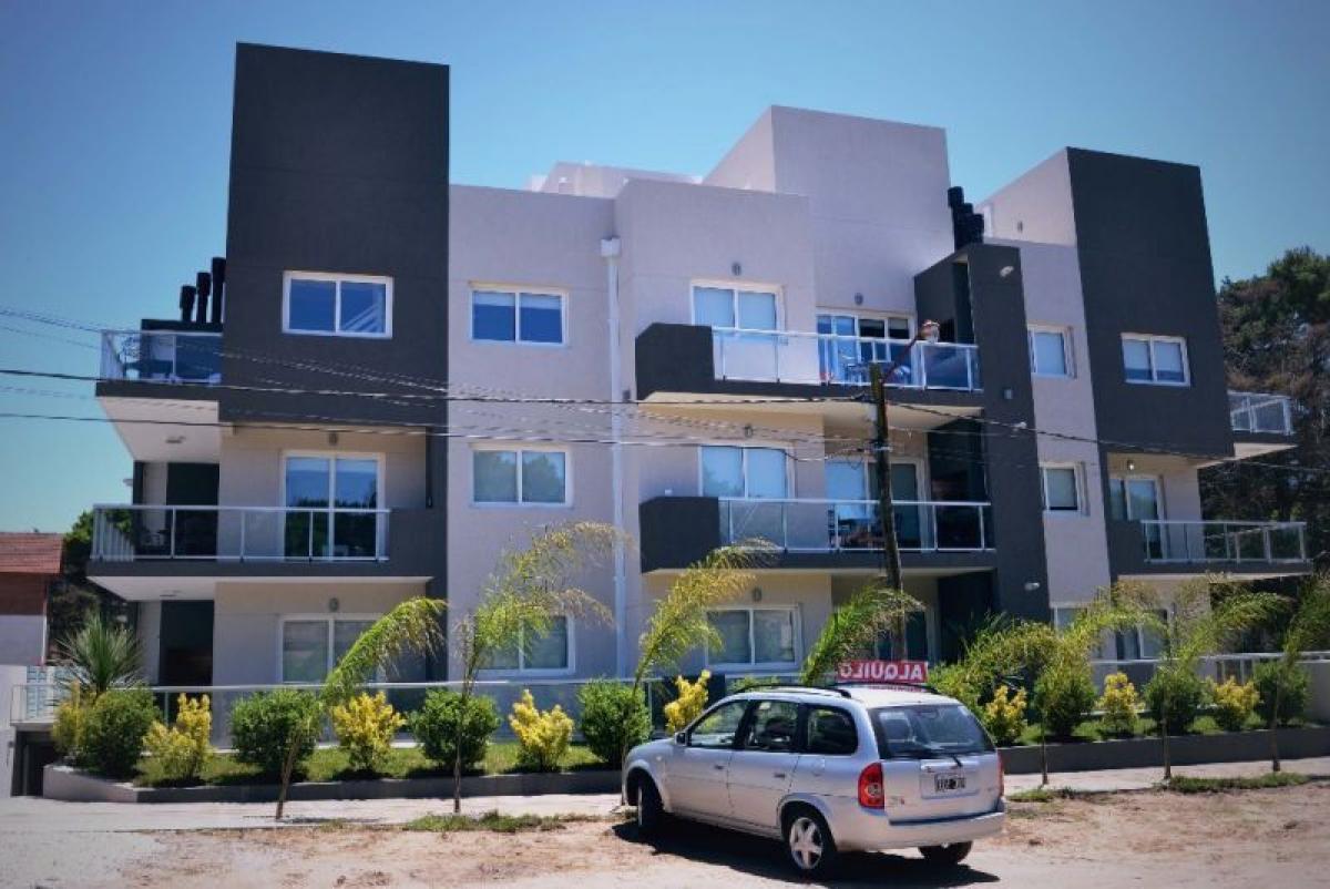 2 bedrooms Apartment in Mar del Plata, Argentina No. 90158