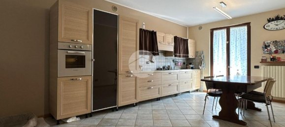 3 Schlafzimmer Villa in Cazzano di Tramigna, Italy, Nr. 257630 6