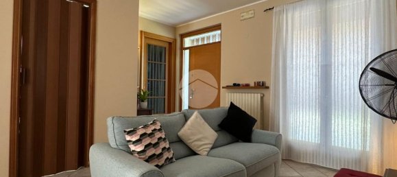 3 Schlafzimmer Villa in Cazzano di Tramigna, Italy, Nr. 257630 3