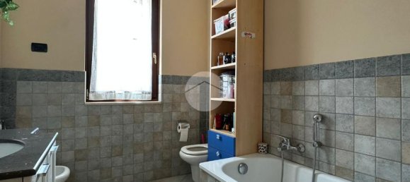3 Schlafzimmer Villa in Cazzano di Tramigna, Italy, Nr. 257630 11