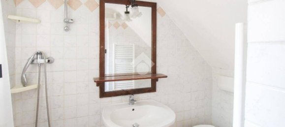 2 bedrooms House in Loreto Aprutino, Italy No. 339711 8