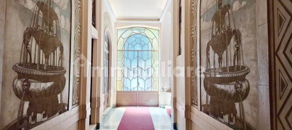 2 bedrooms Apartment in Milan, Italy No. 360114 2